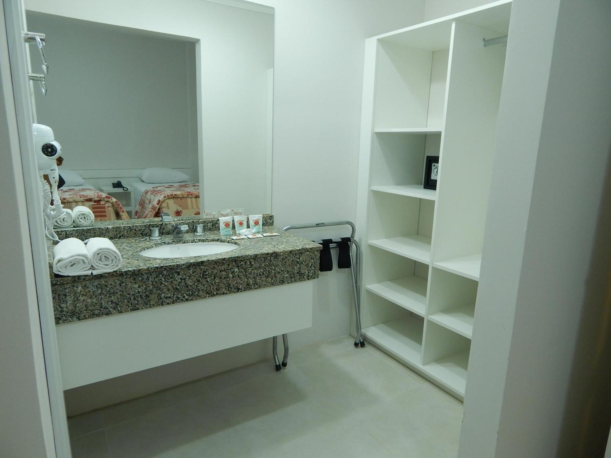 Life Hotel